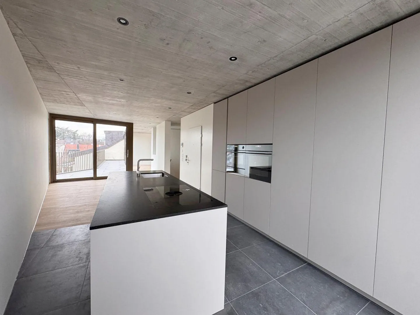 Première occupation - appartement penthouse attrayant et moderne à Bachletten - Photo 4 sur 10