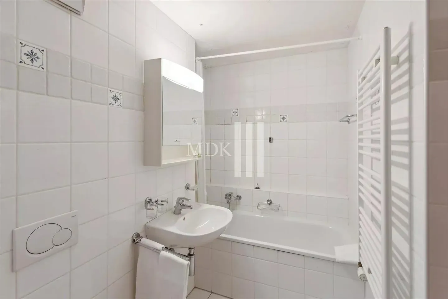 3.5 Room Apartment - Photo 7 of 11
