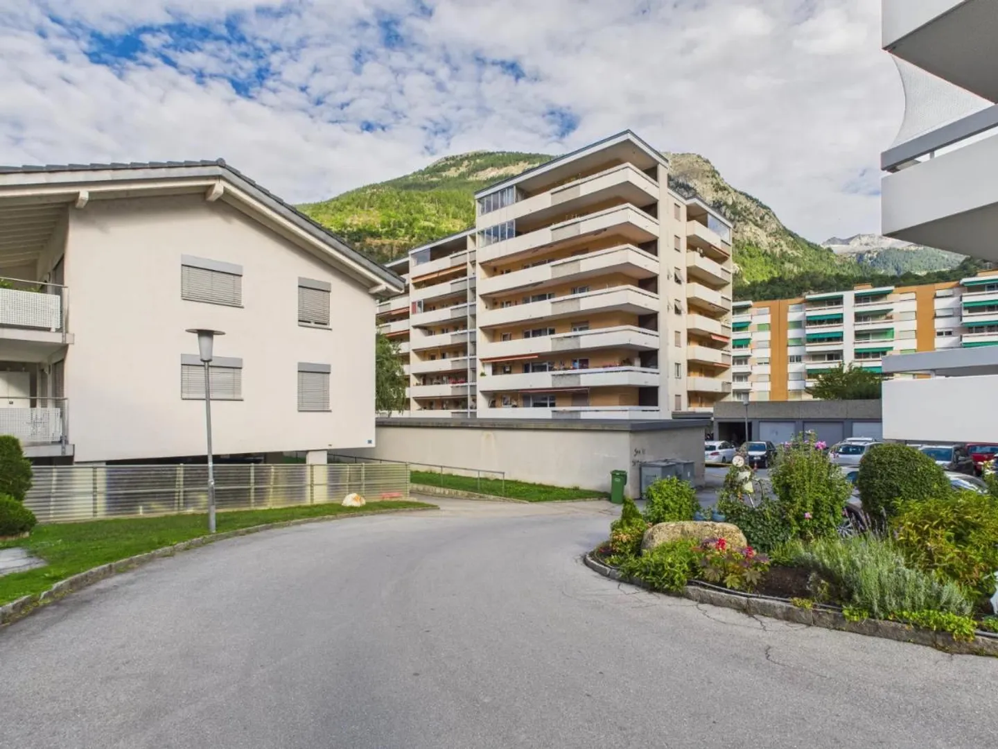 Condominium central au 6ème étage avec potentiel locatif à Naters - Photo 9 sur 10