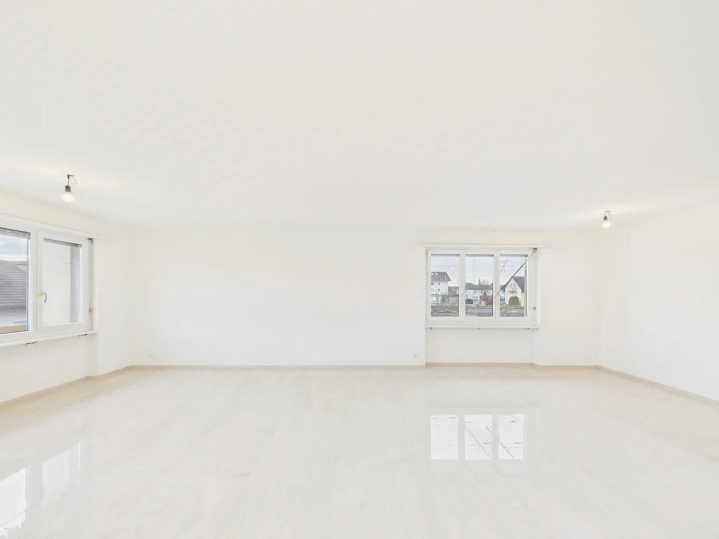 Helle 4.5-Zimmer Wohnung in Rüdtligen-Alchenflüh - Foto 2 von 10