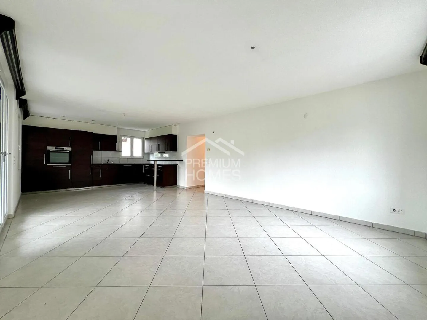 Appartement spacieux dans un emplacement calme et familial - Photo 4 sur 13