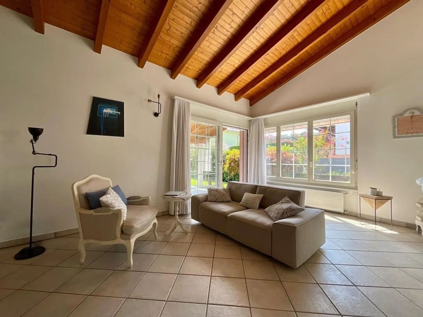 SAN PIETRO DI STABIO - MAISON INDIVIDUELLE MERVEILLEUSE - Photo 2 sur 13