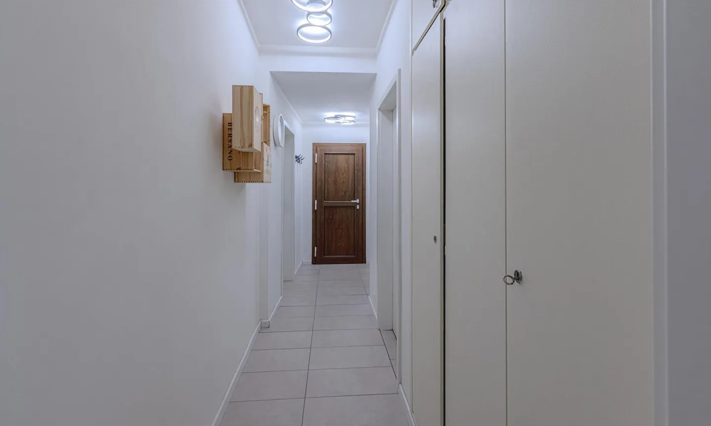 OFFRE RÉELLE - APPARTEMENT RÉNOVÉ DE 3,5 PIÈCES À LUGANO FIGINO - Photo 5 sur 8