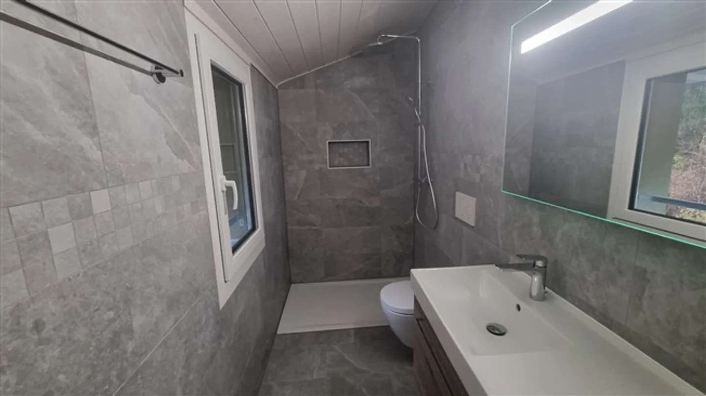 «Prächtiges neues Haus mit 4,5 Zimmern in der Nähe des Gruyère-Sees» - Foto 7 von 8