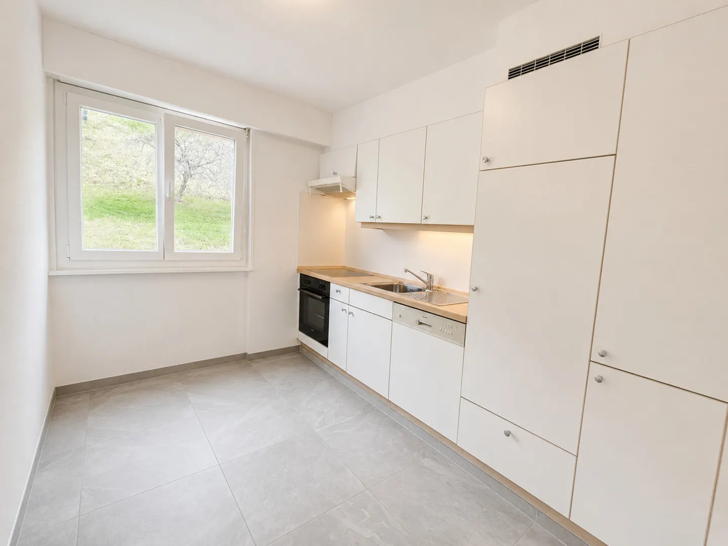 3,5 Zimmer - mit Balkon - Foto 4 von 11