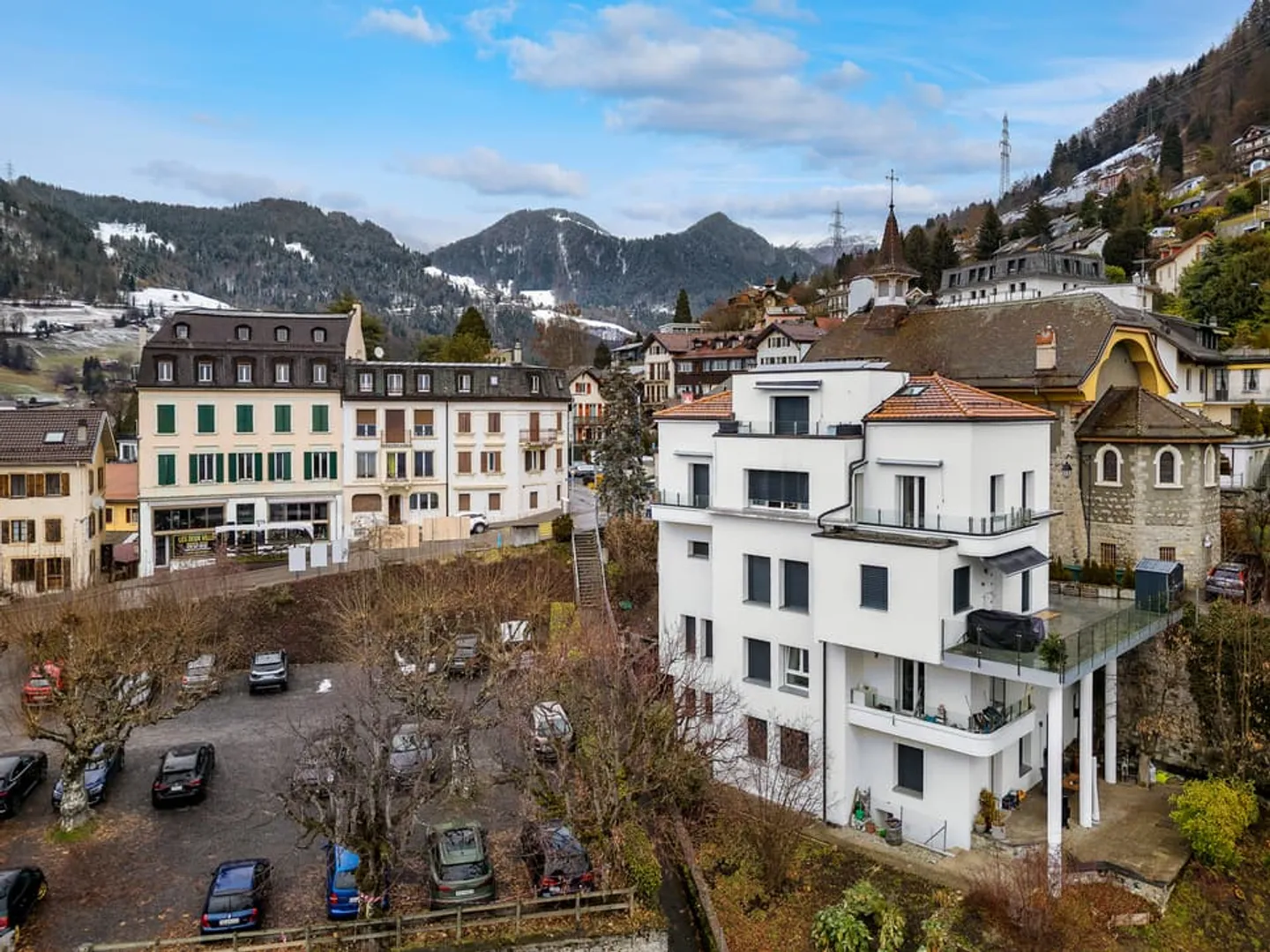 Immeuble collectif entièrement loué au-dessus de Montreux - Photo 2 sur 7