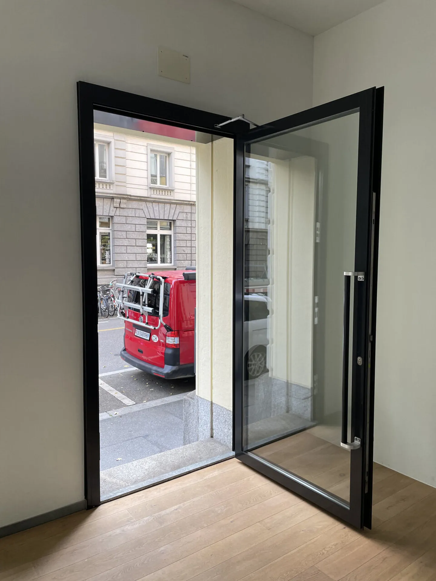 «Wunderschön & zentral - Geschäftslokal in Luzerner Neustad - 72m2» - Foto 4 von 13