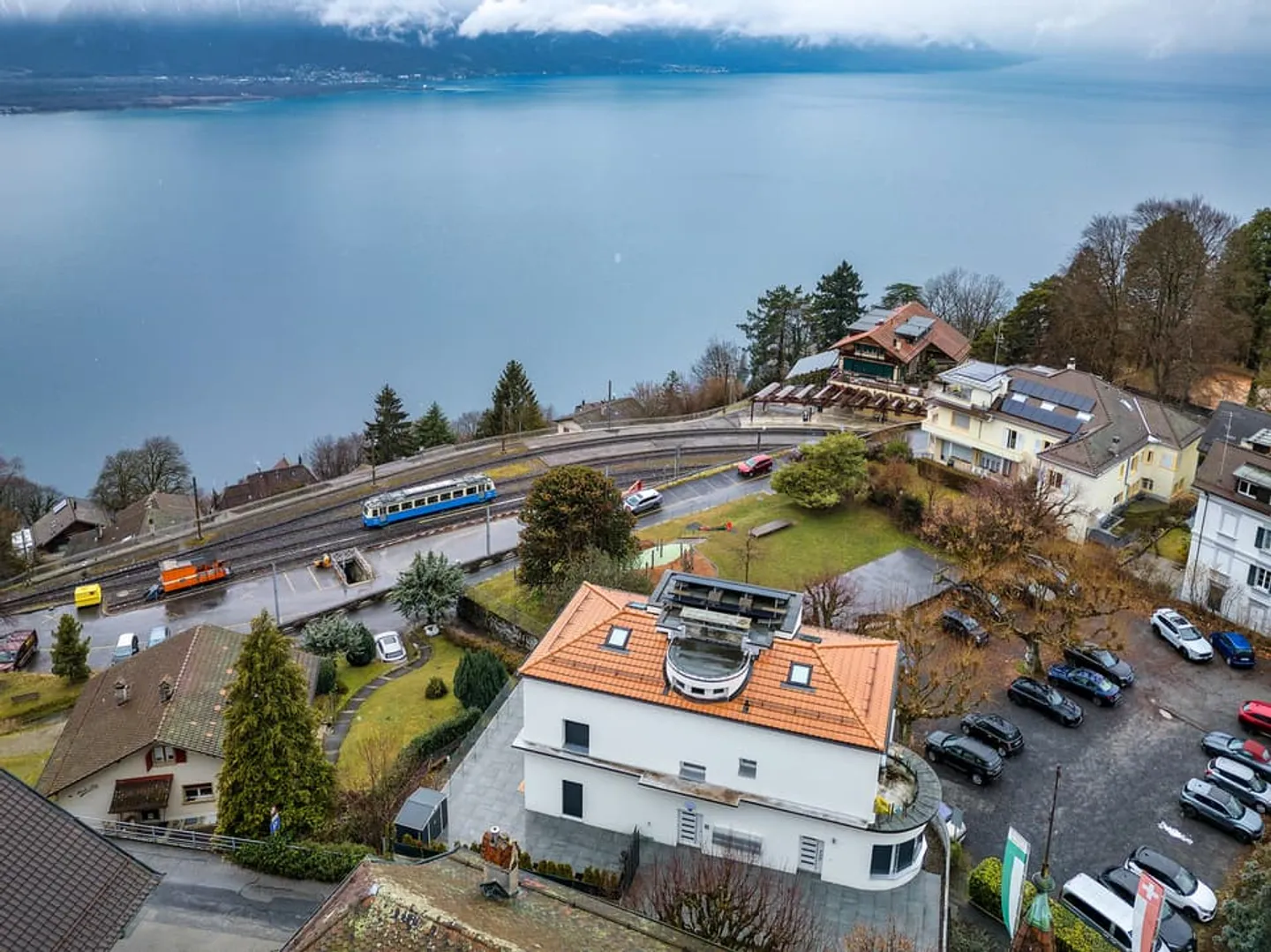Immeuble collectif entièrement loué au-dessus de Montreux - Photo 4 sur 7