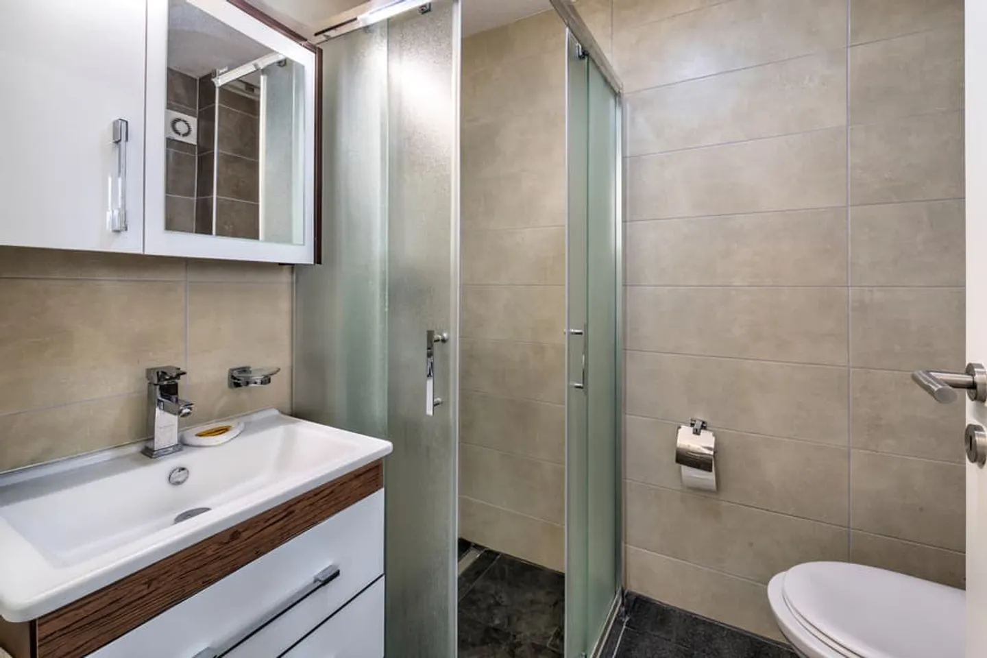 Immeuble collectif entièrement loué au-dessus de Montreux - Photo 7 sur 7