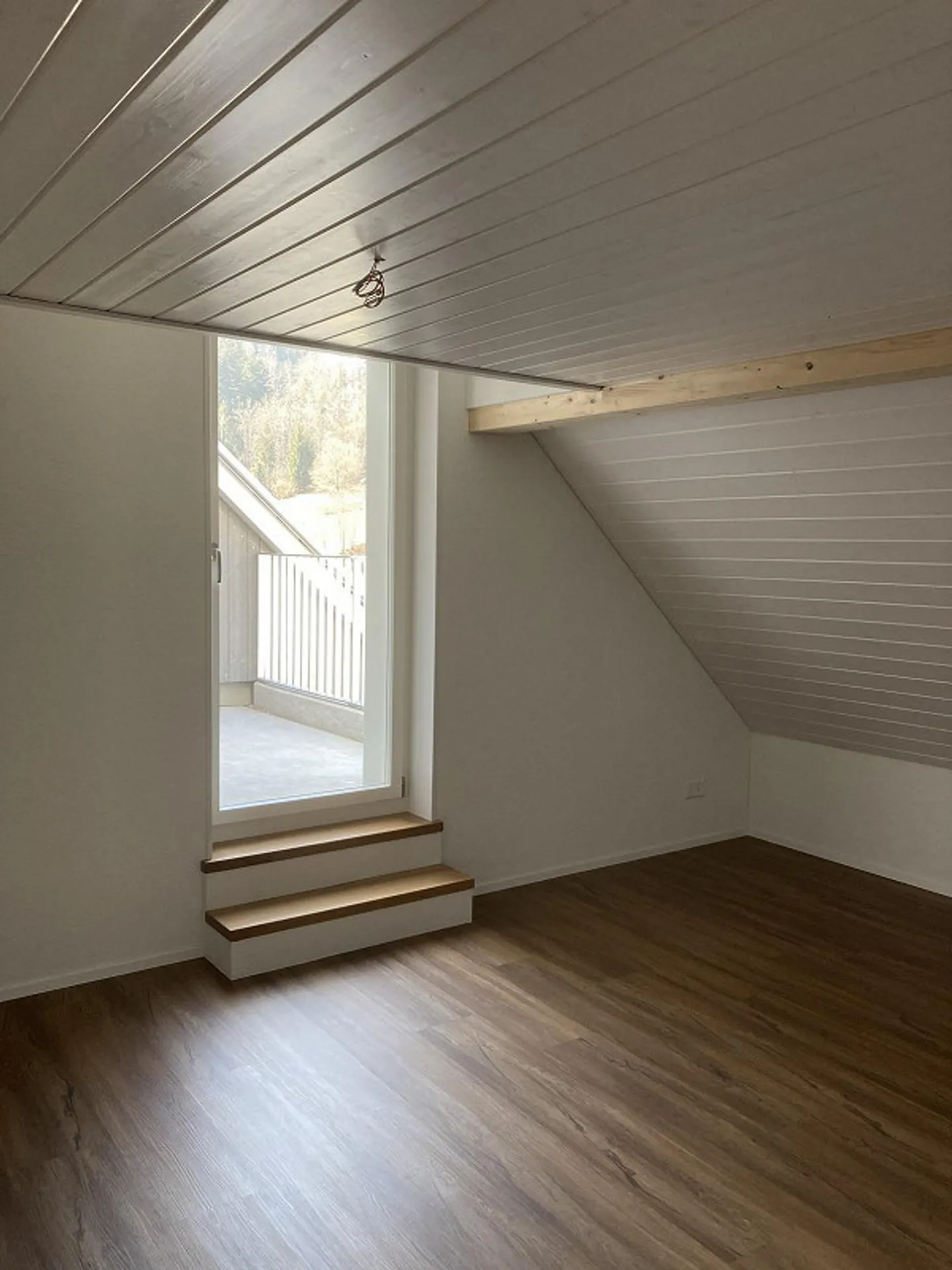 5.5-room maisonette apartment with 2 balconies - Photo 16 of 27