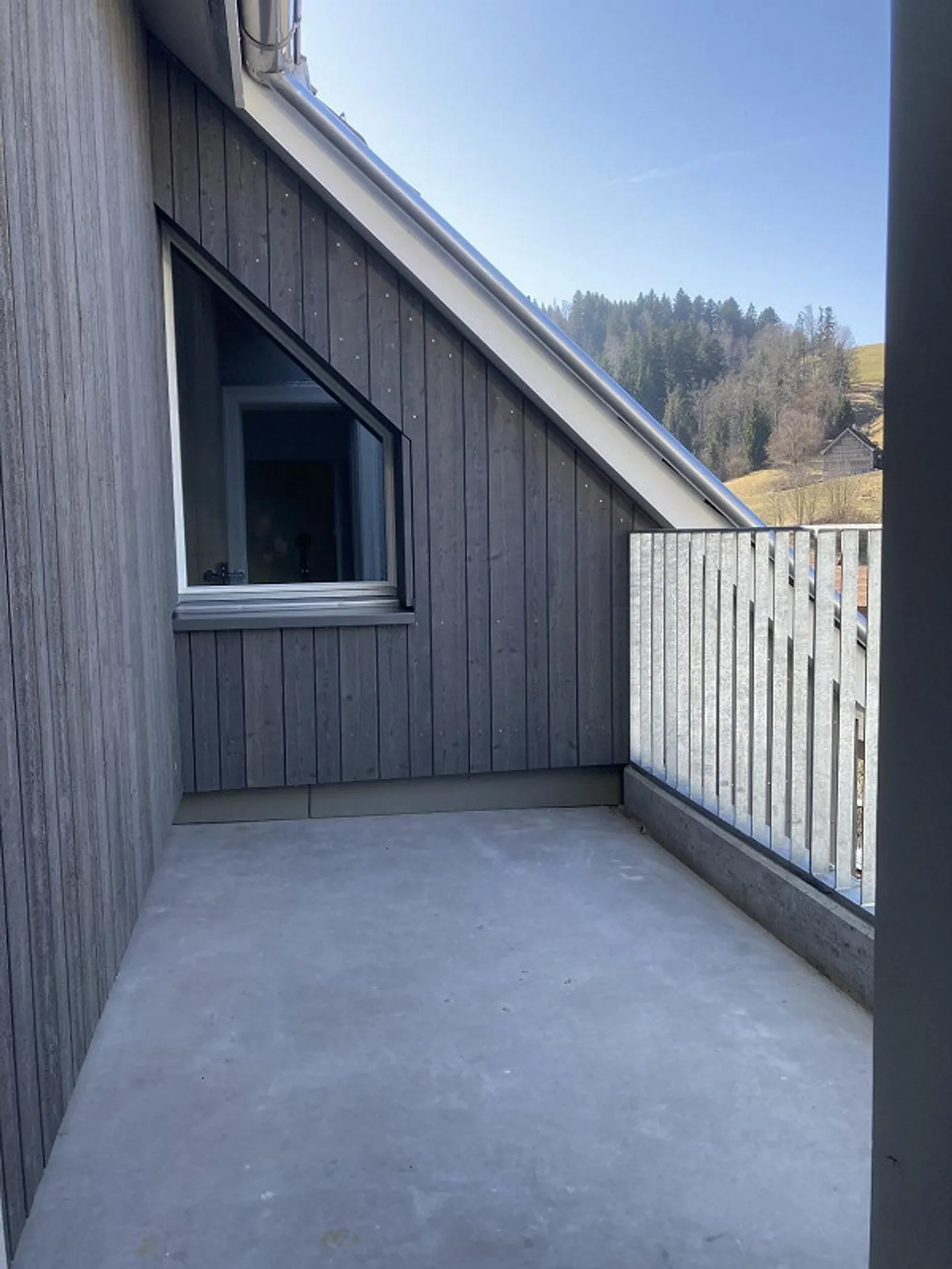 5.5-room maisonette apartment with 2 balconies - Photo 18 of 27