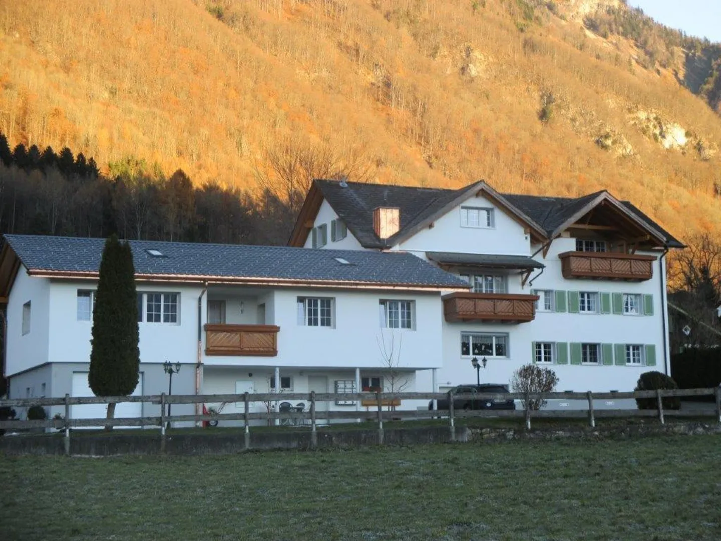 Charming 1-room studio with cozy flair - Photo 1 of 5