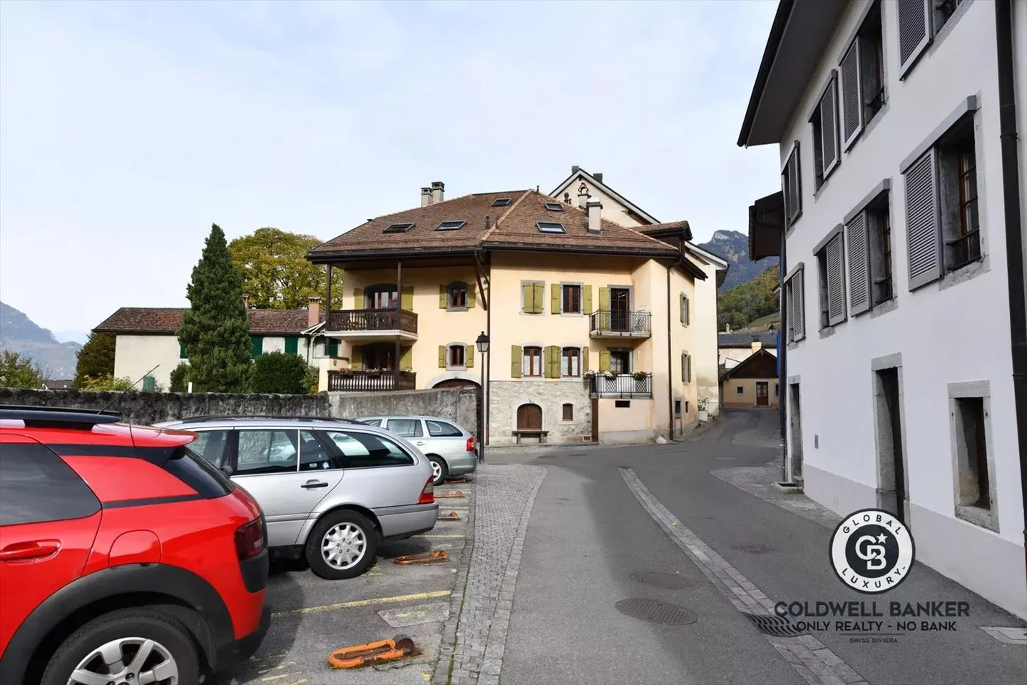 Gemischtes Gebäude - Foto 3 von 13