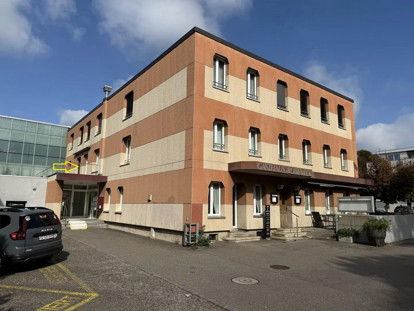 Ampio appartamento di 2,5 stanze accanto a Migros e vicino alla stazione - Foto 19 di 20