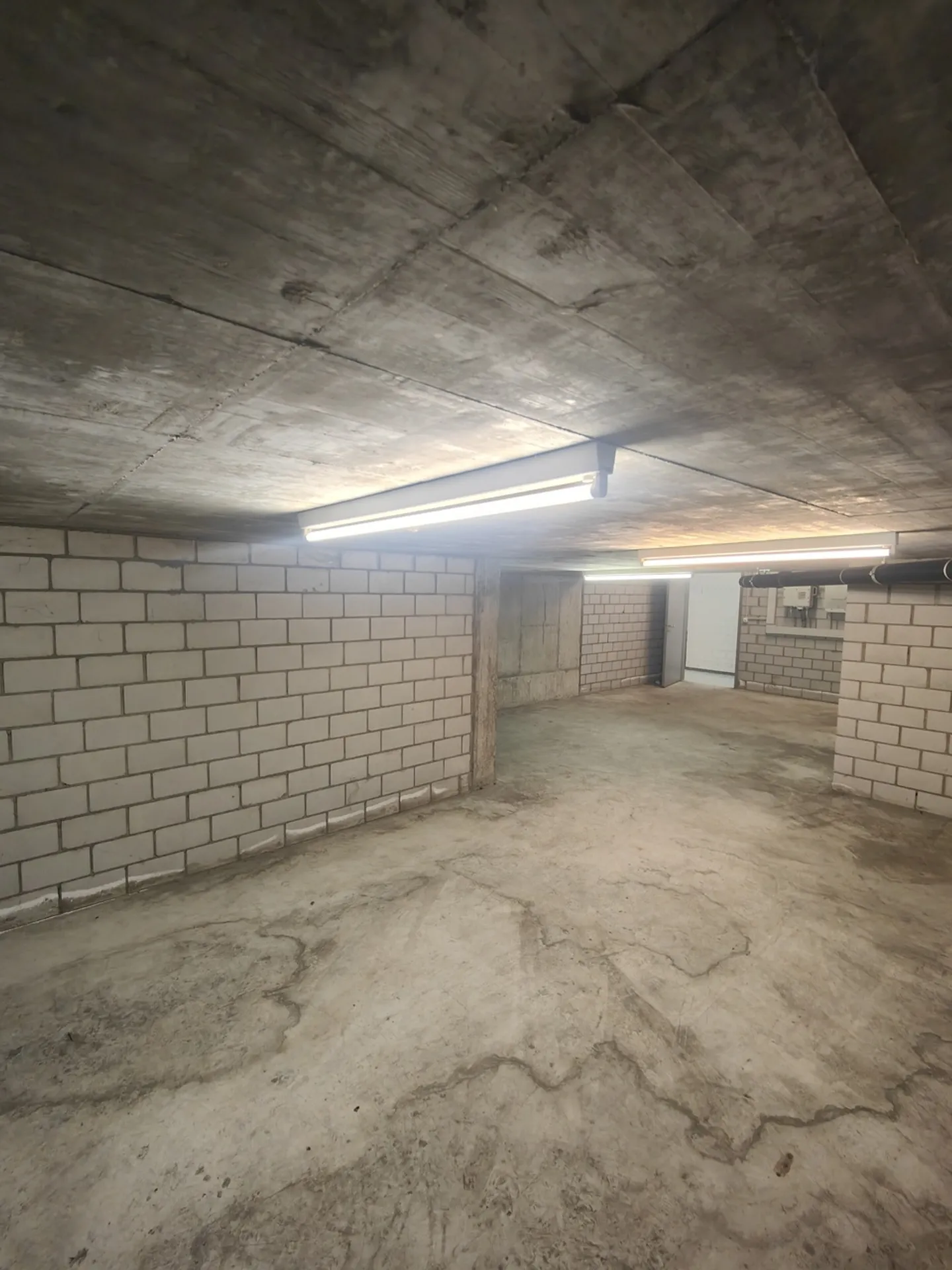 40m2 Storage Room Dübendorf - Im Schossacher 12 - Photo 8 of 13