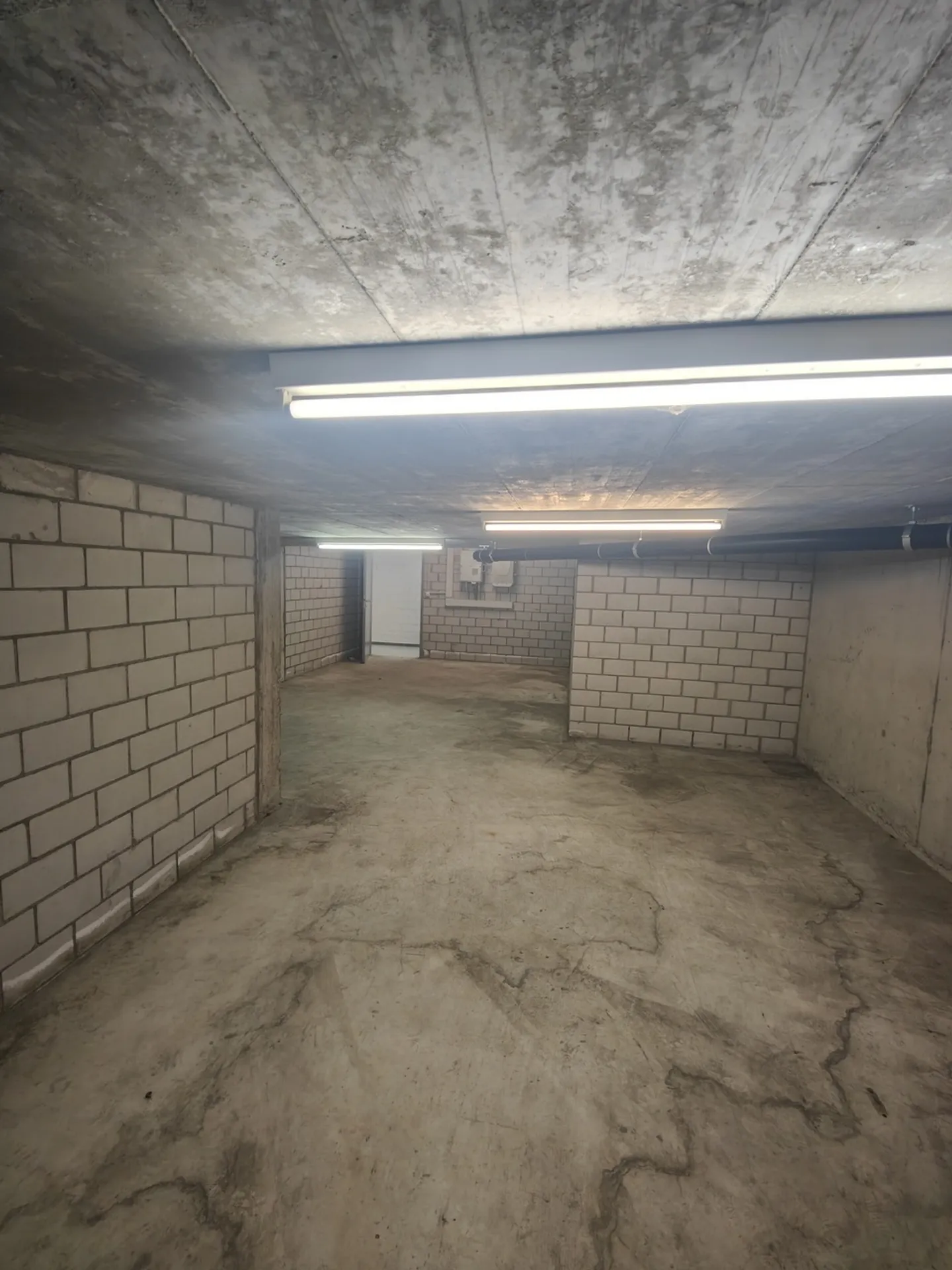 40m2 Storage Room Dübendorf - Im Schossacher 12 - Photo 3 of 13