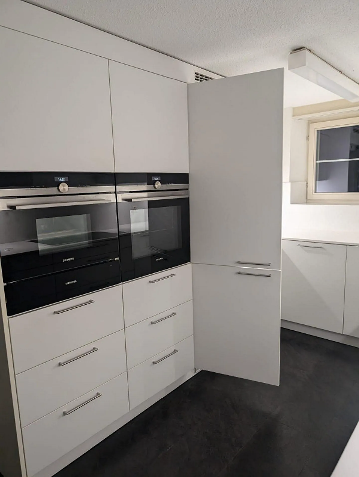 Charming apartment in a 2-family house - Photo 1 of 6