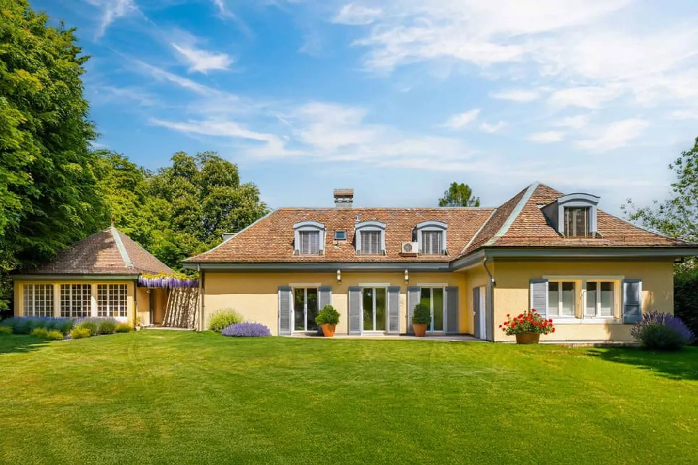 Losanna Casa familiare ristrutturata con giardino eccezionale - Foto 1 di 13