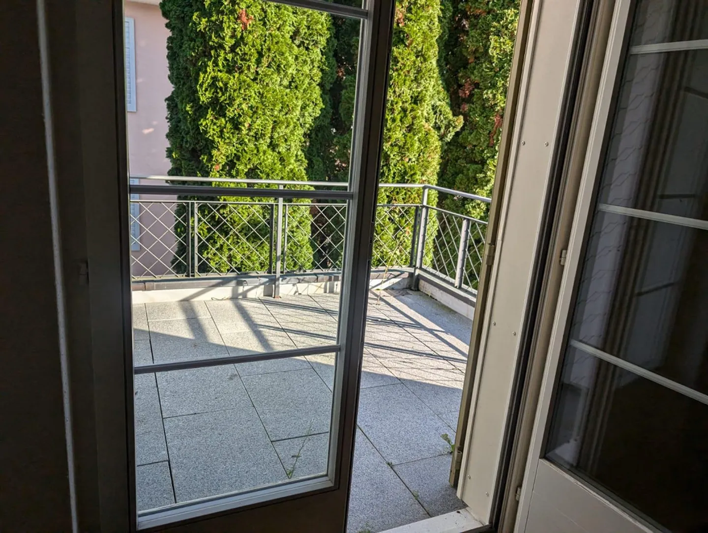 Charming apartment in a 2-family house - Photo 4 of 6