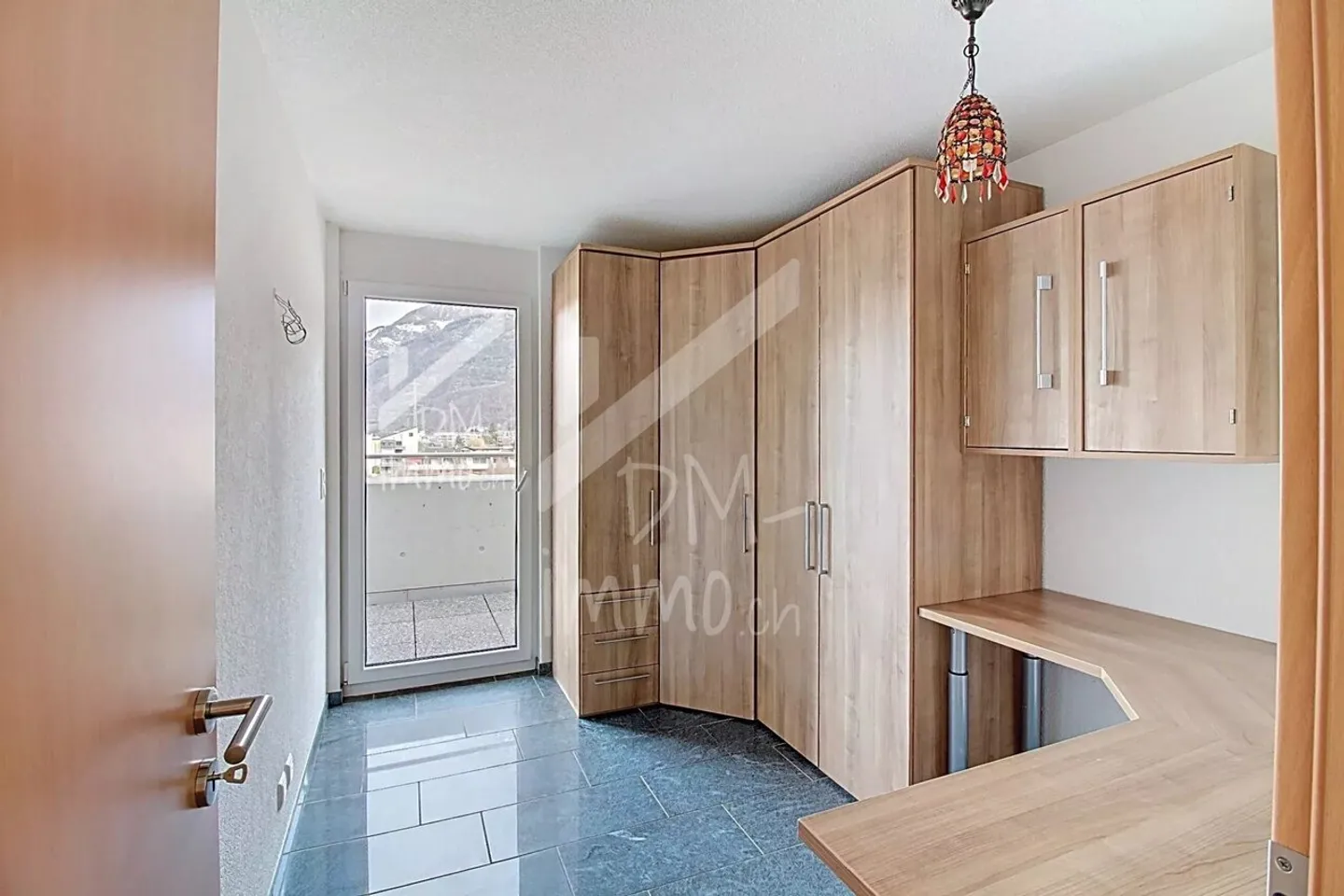 Véritable penthouse, belle finition, excellent état - Photo 7 sur 12