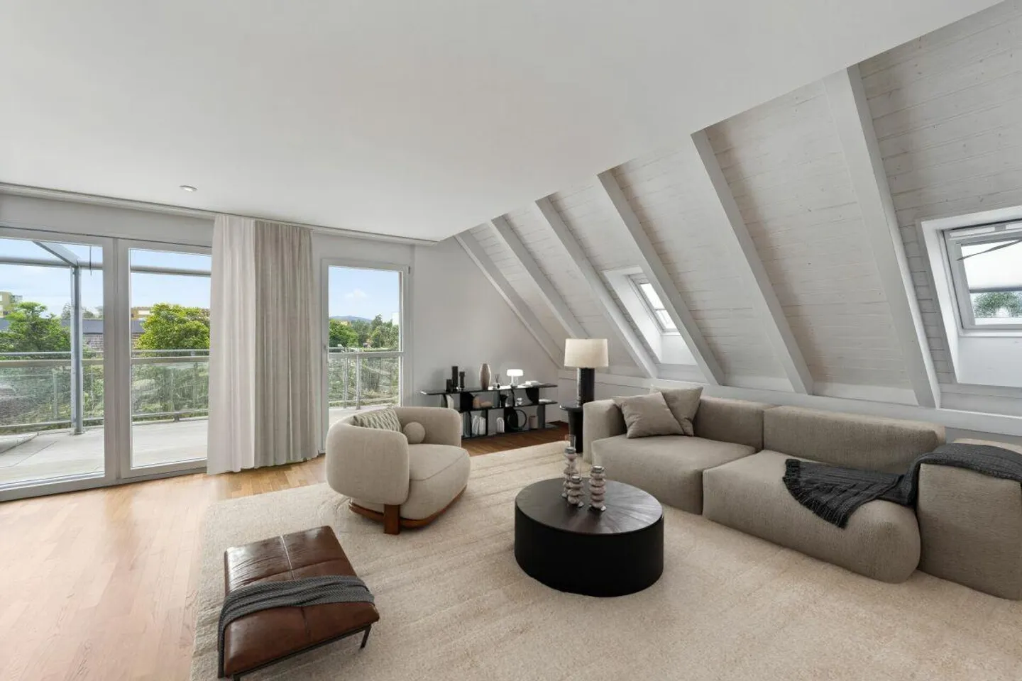 Clouds View | ZH - Photo 1 of 5