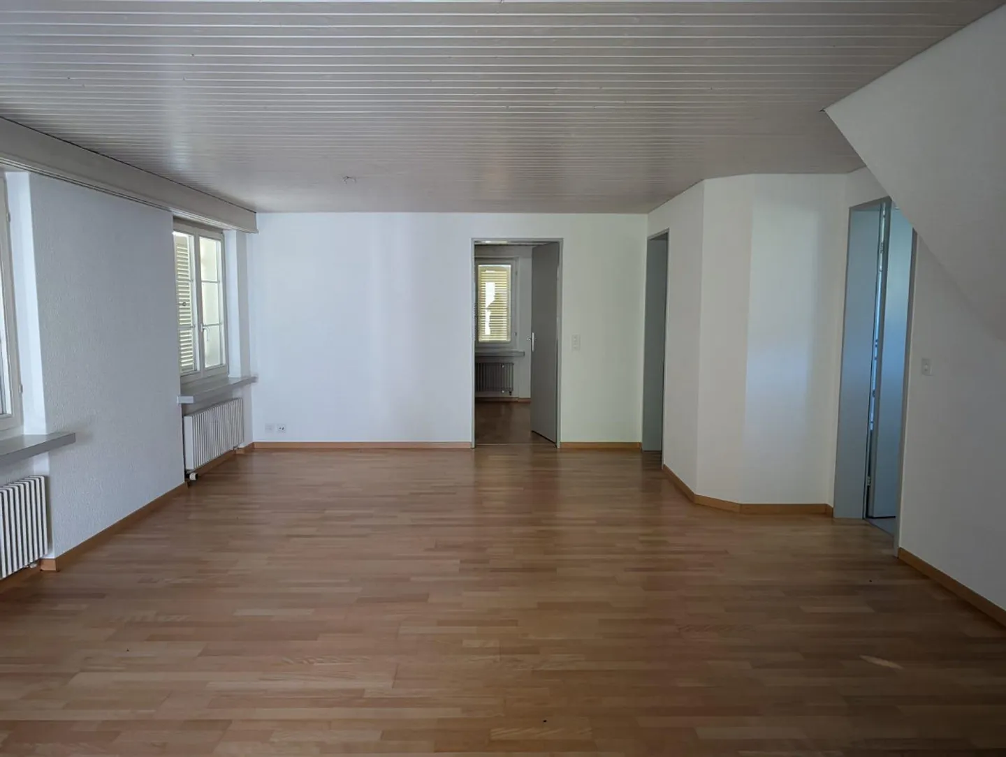 Charming apartment in a 2-family house - Photo 5 of 6