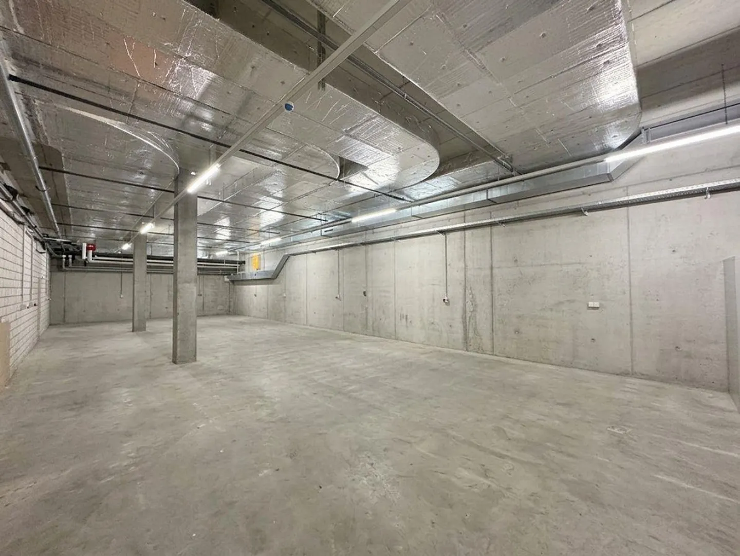323m² - Lagerfläche im 1. UG mit guter Erschliessung - Foto 1 von 10
