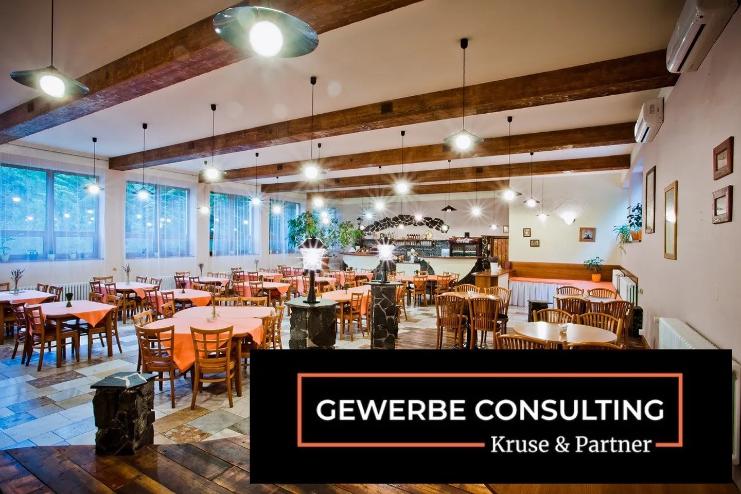 Zurich: Large and modern restaurant with event space for sale - Photo 1 of 1