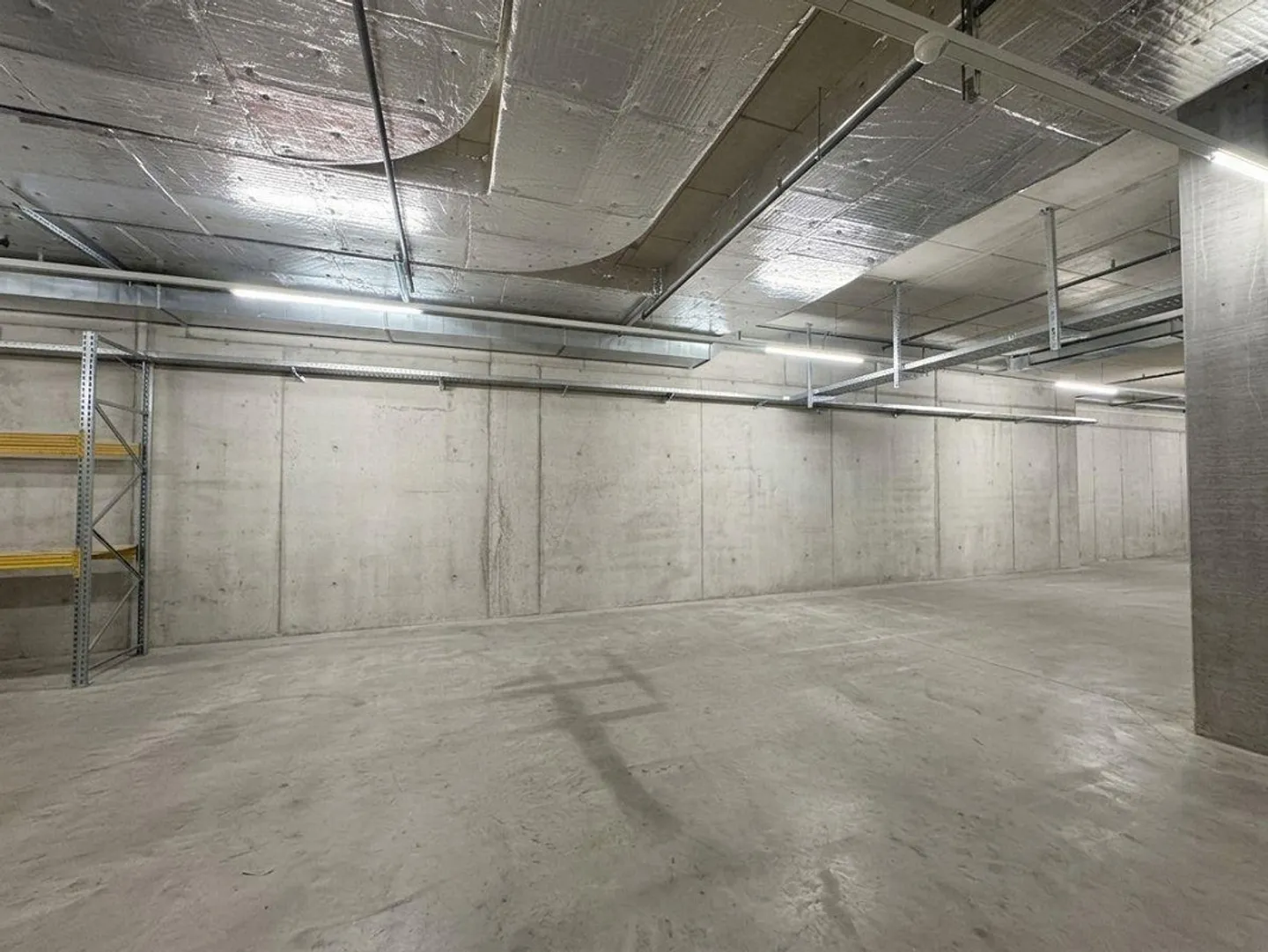 323m² - Lagerfläche im 1. UG mit guter Erschliessung - Foto 2 von 10