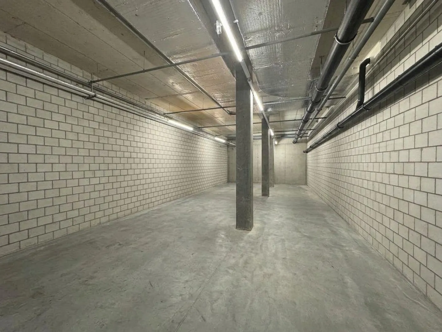 323m² - Lagerfläche im 1. UG mit guter Erschliessung - Foto 3 von 10