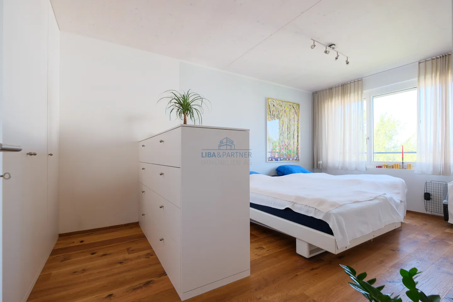 Appartamento attico con stile, grande terrazza e vista ampia - Foto 6 di 13