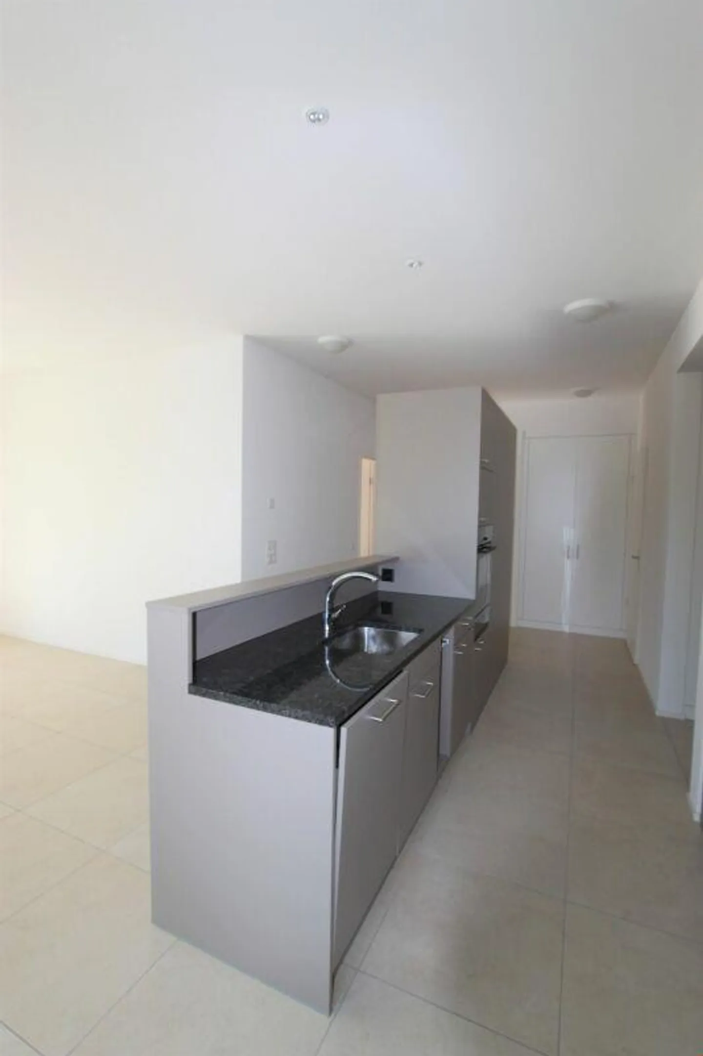 Bellissimo appartamento attico di 3,5 locali a Pfaffnau - Foto 3 di 8
