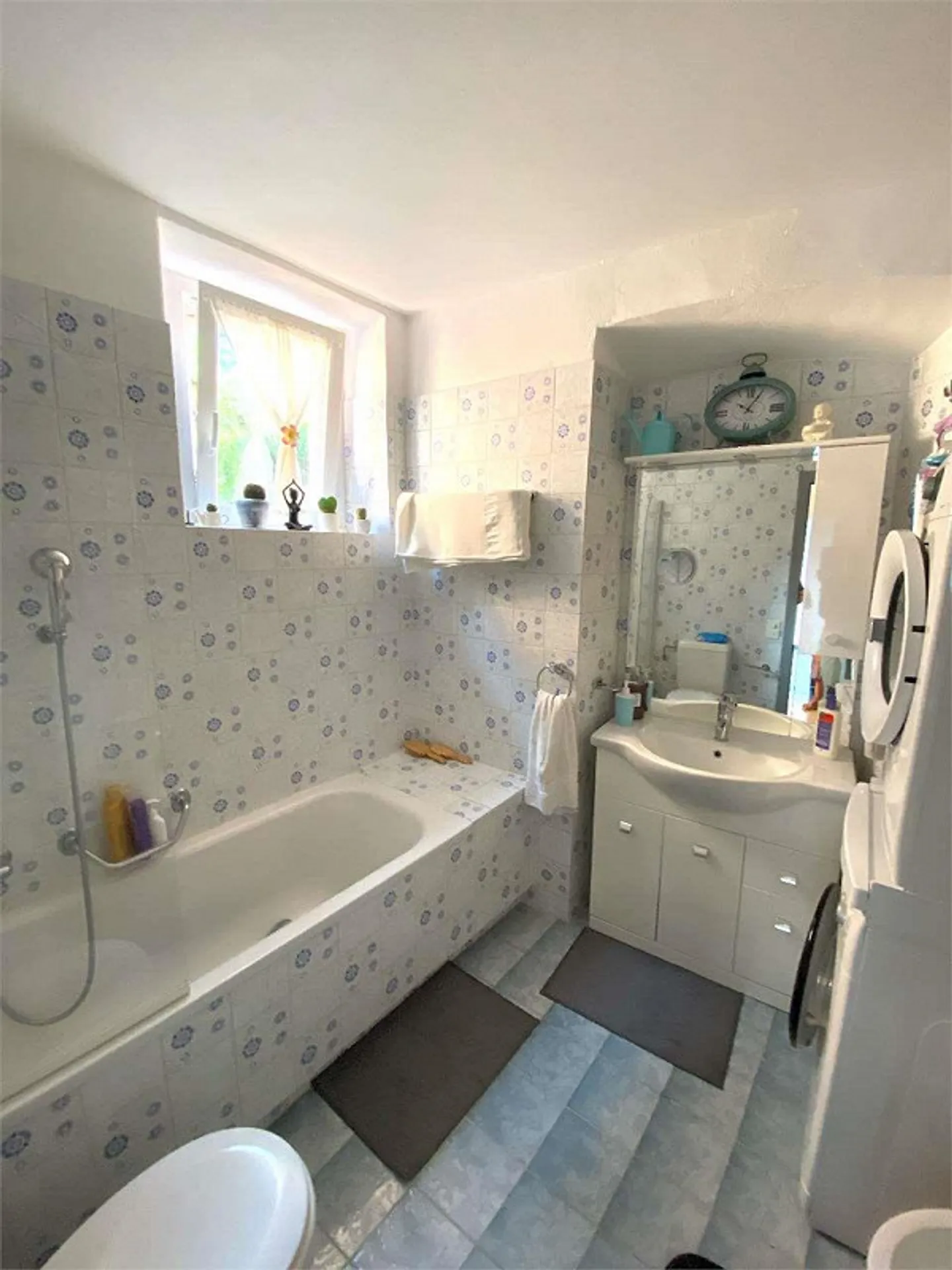 Stabile Residenziale e Commerciale a Cureglia - Foto 7 di 13