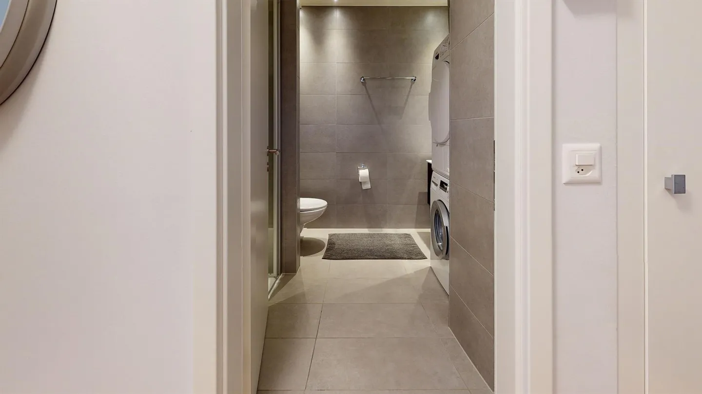 Appartement moderne avec balcon - Photo 8 sur 8