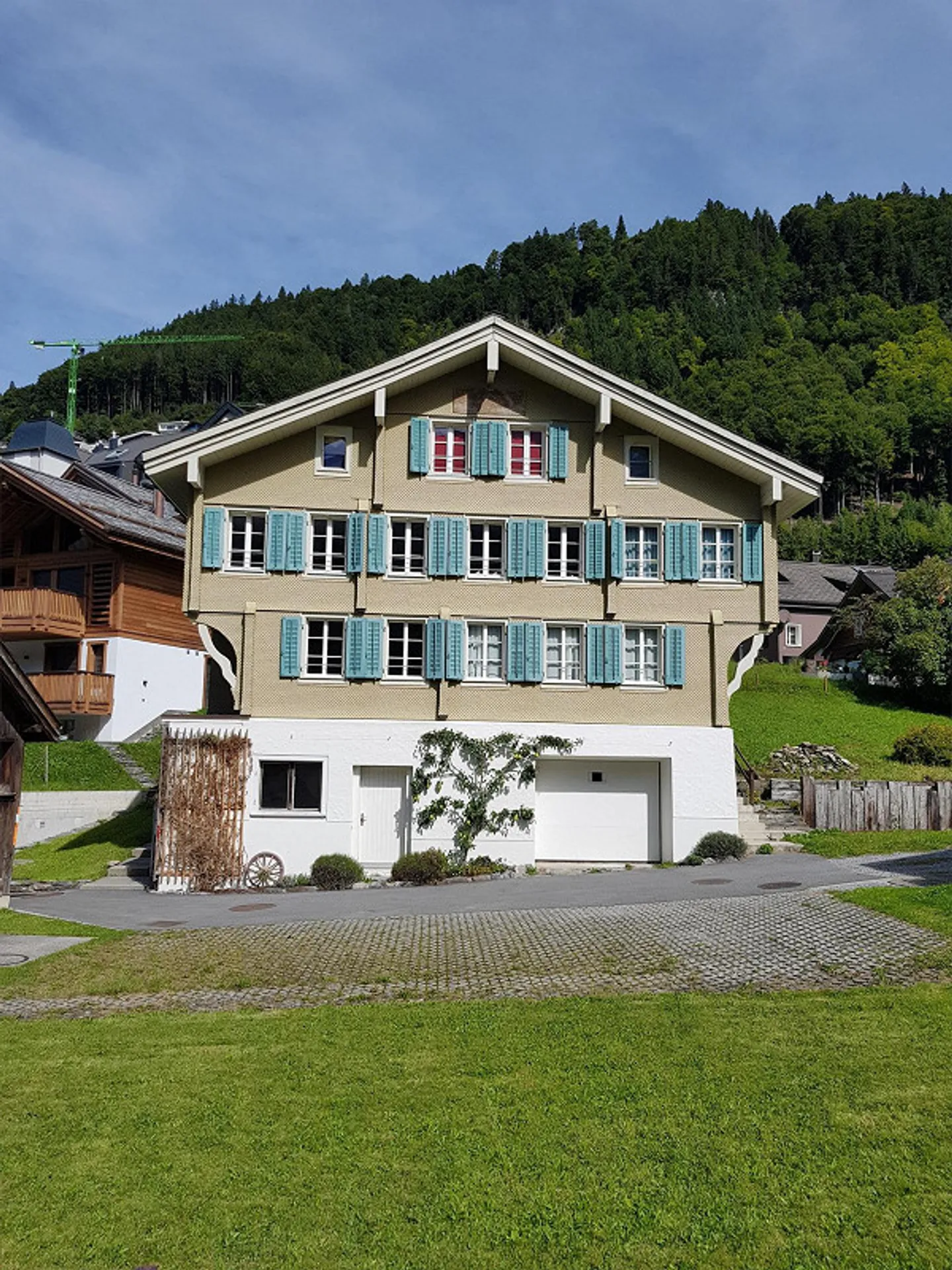 Oggetto per amanti, appartamento mansardato nel centro del villaggio - Foto 1 di 10