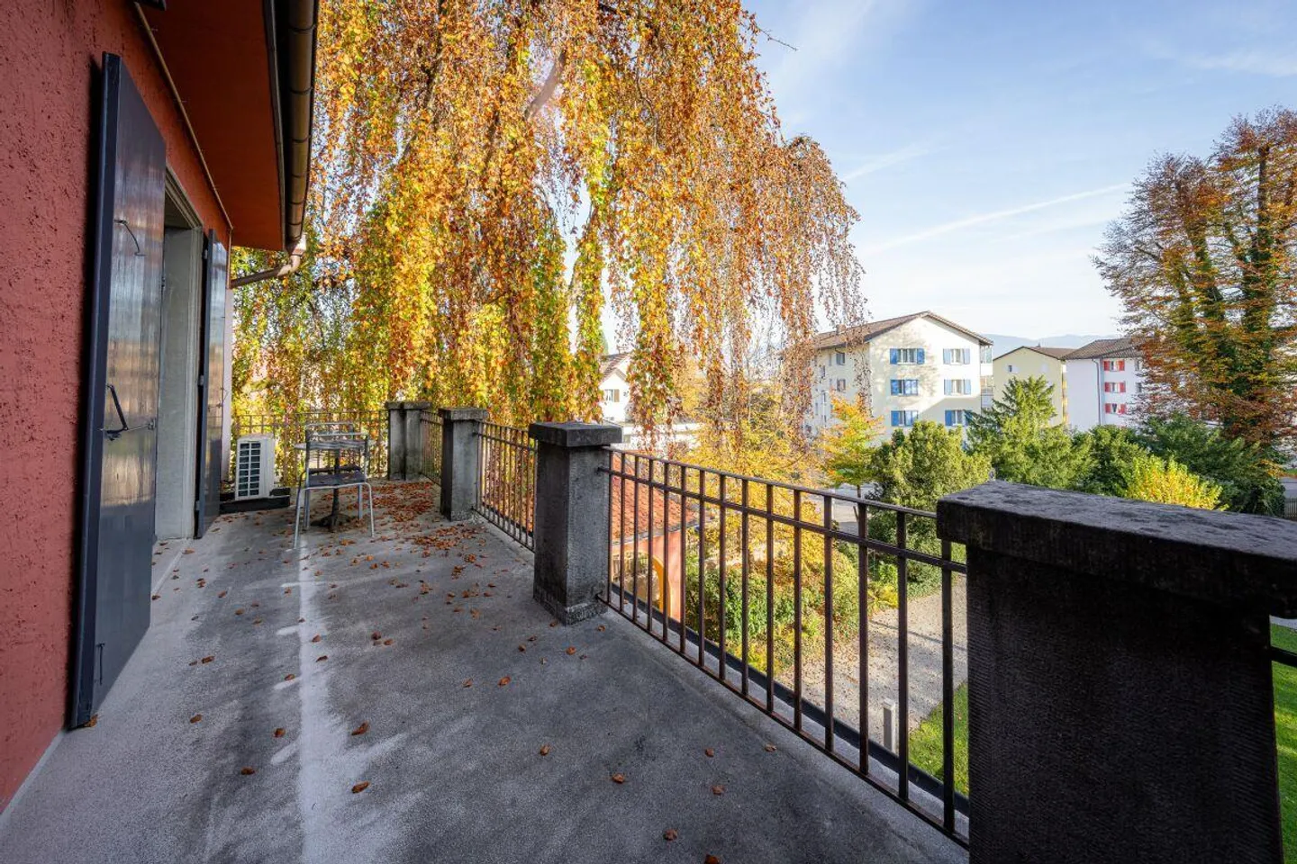 Office Space - Photo 3 of 12