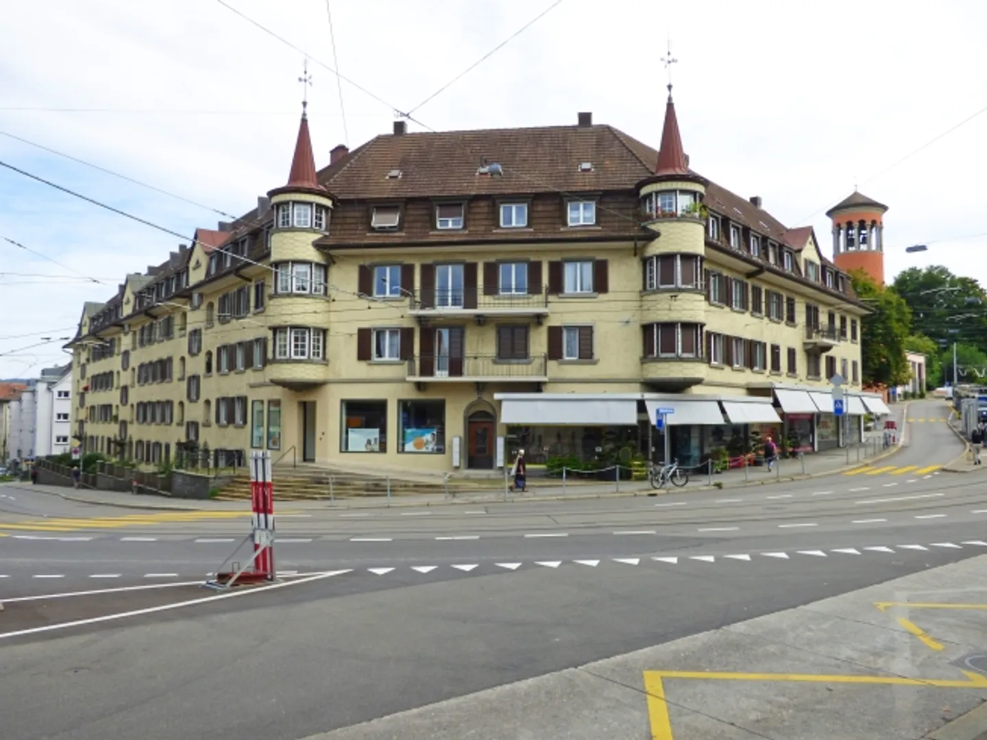 Place de parking extérieure à louer - Photo 1 sur 5