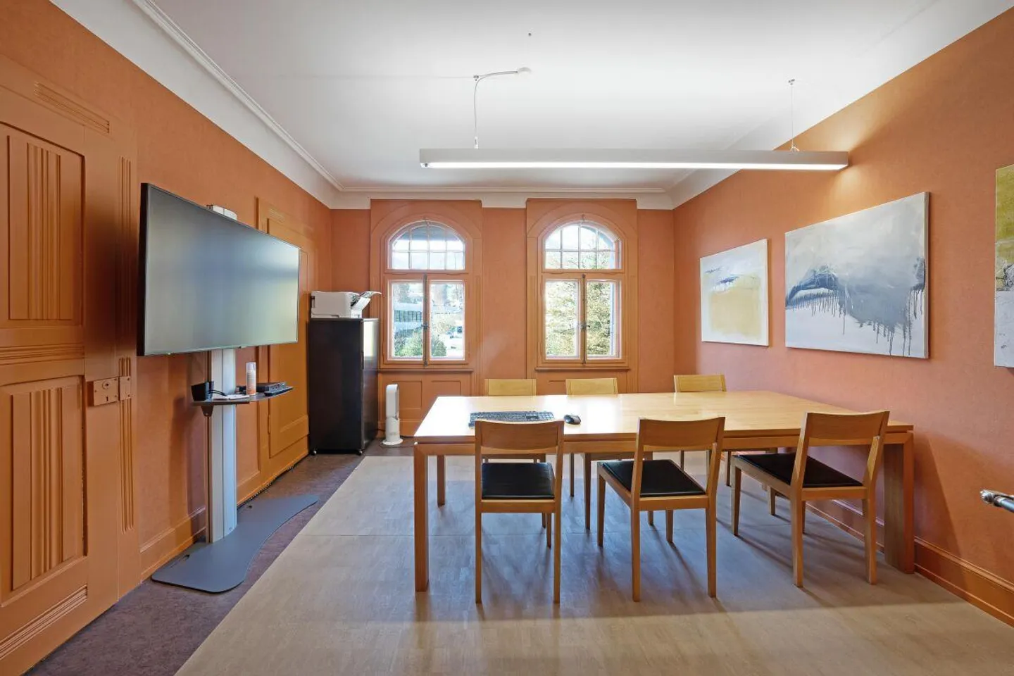 Office Space - Photo 4 of 12