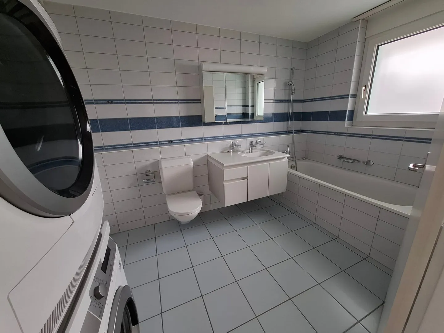 Affordable Apartment with 2 Underground Parking Spaces in the Center of Fahrwangen - Photo 6 of 15