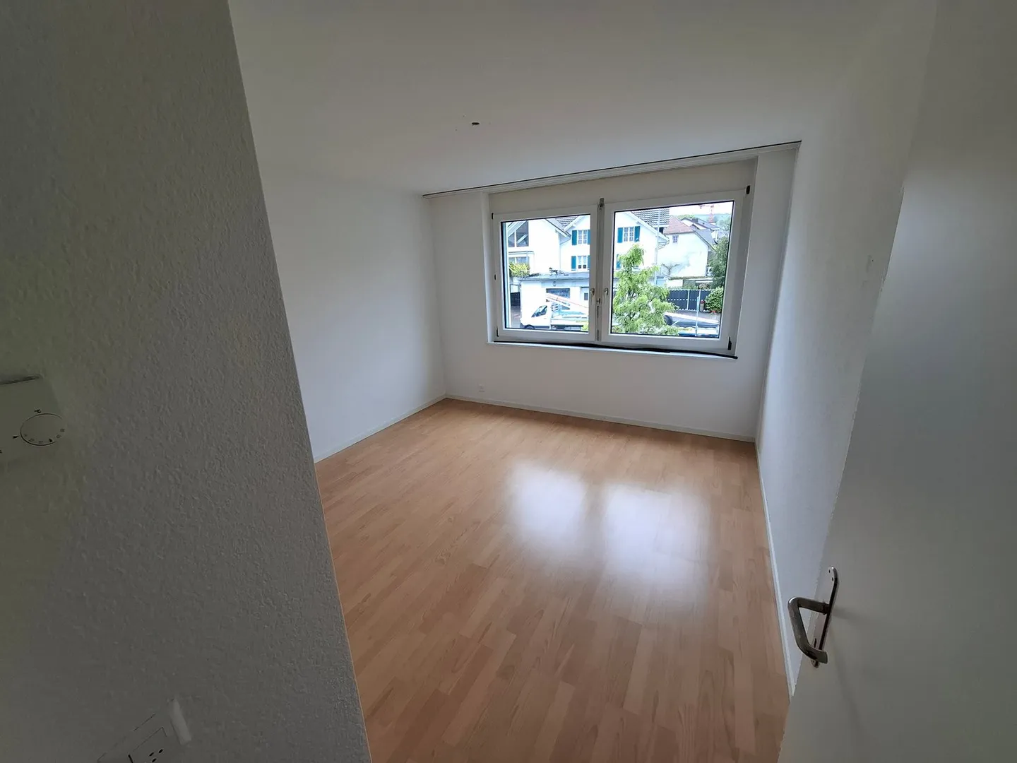 Affordable Apartment with 2 Underground Parking Spaces in the Center of Fahrwangen - Photo 4 of 15