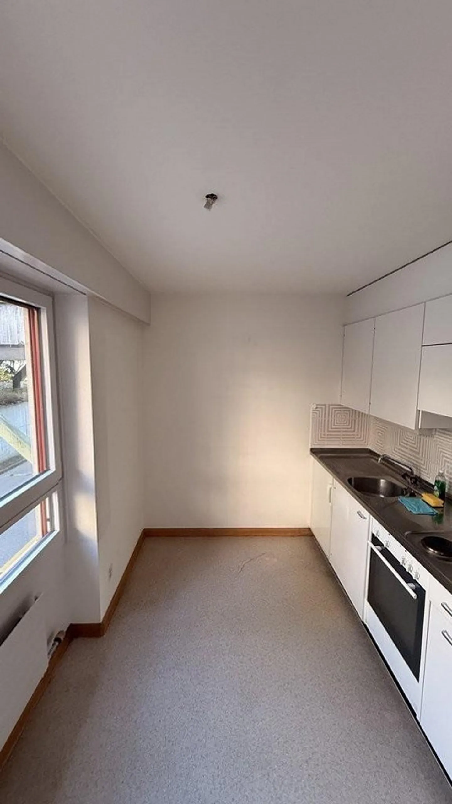 Small but fine - Photo 2 of 5