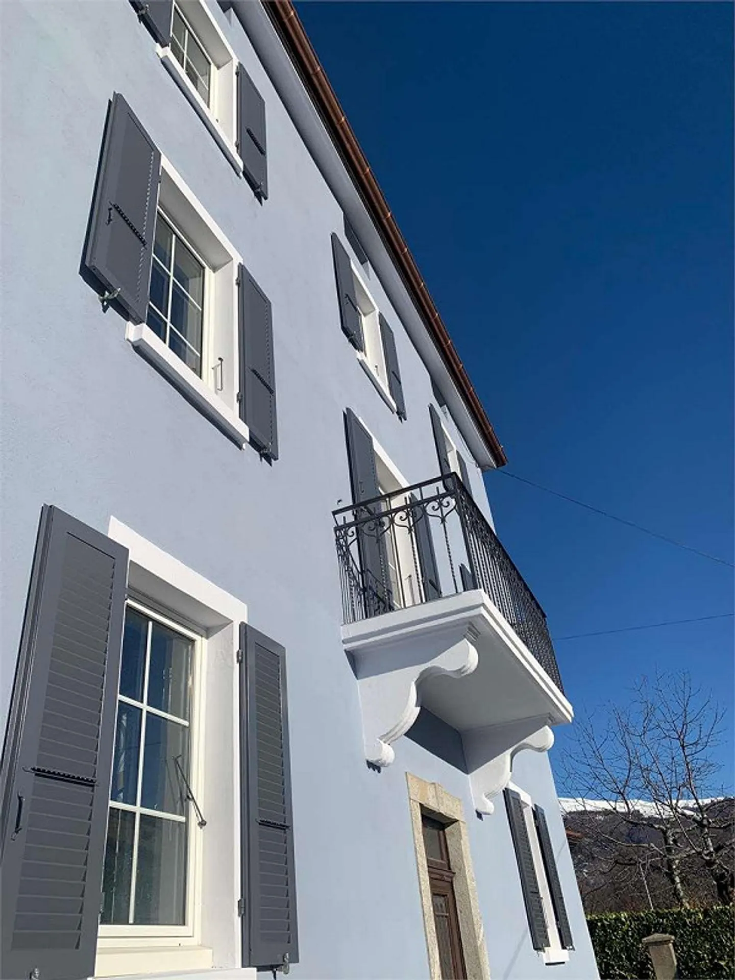 Valcolla-Insone: Haus mit 3 Wohnungen und Bauland - Foto 1 von 1