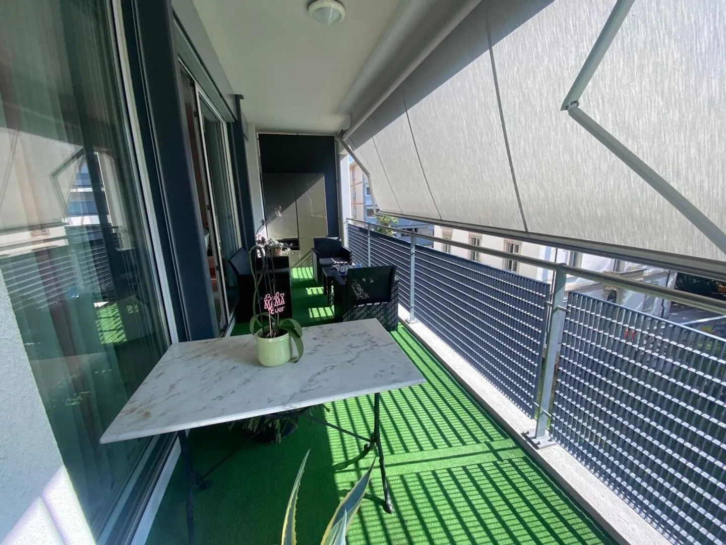 4 1/2-Room Apartment in the City Center with Quiet, Sunny View - Photo 12 of 12