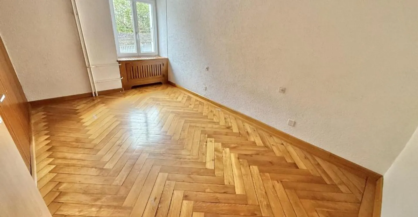 Geräumige Wohnung in Courfaivre - Foto 3 von 9