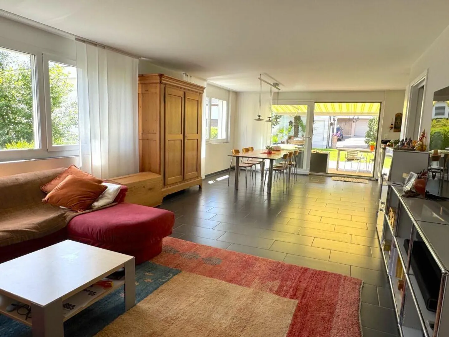 Freistehendes Einfamilienhaus mit Garten - Foto 6 von 15