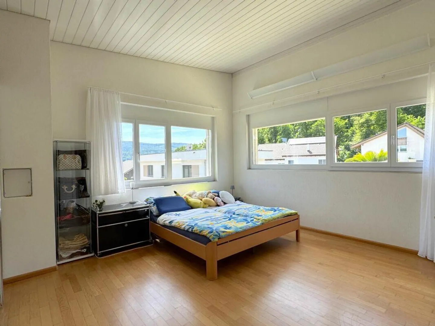 Freistehendes Einfamilienhaus mit Garten - Foto 7 von 15