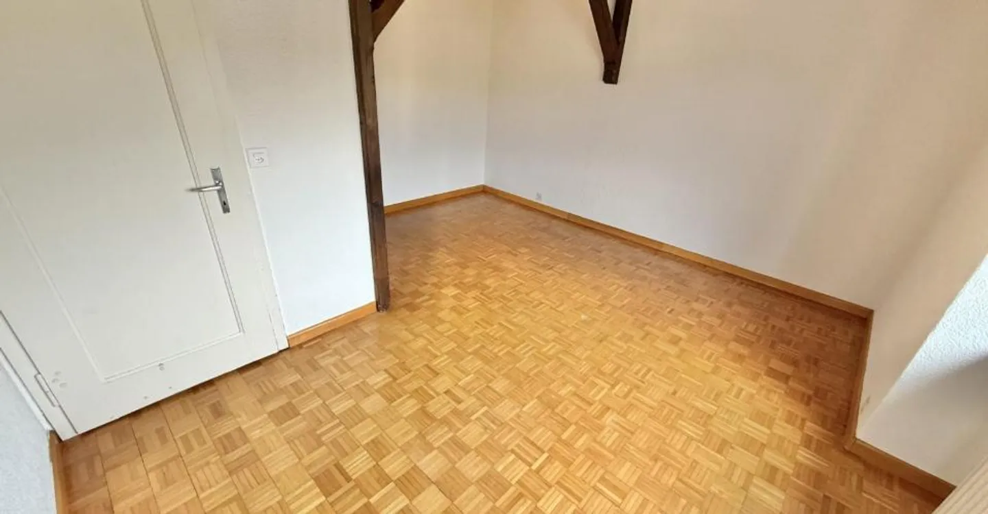 Geräumige Wohnung in Courfaivre - Foto 6 von 9