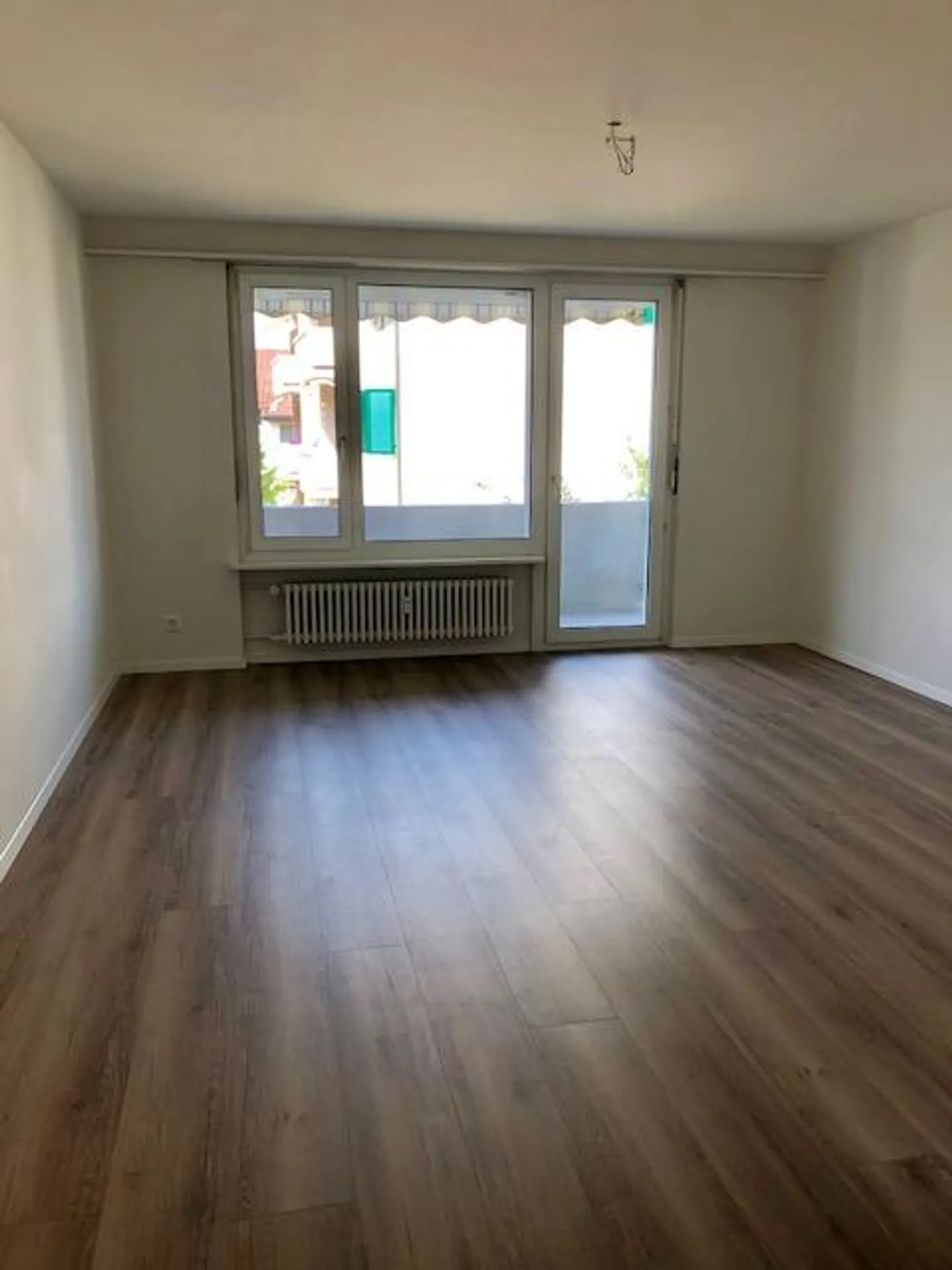 2.5 Room Apartment - Photo 3 of 7