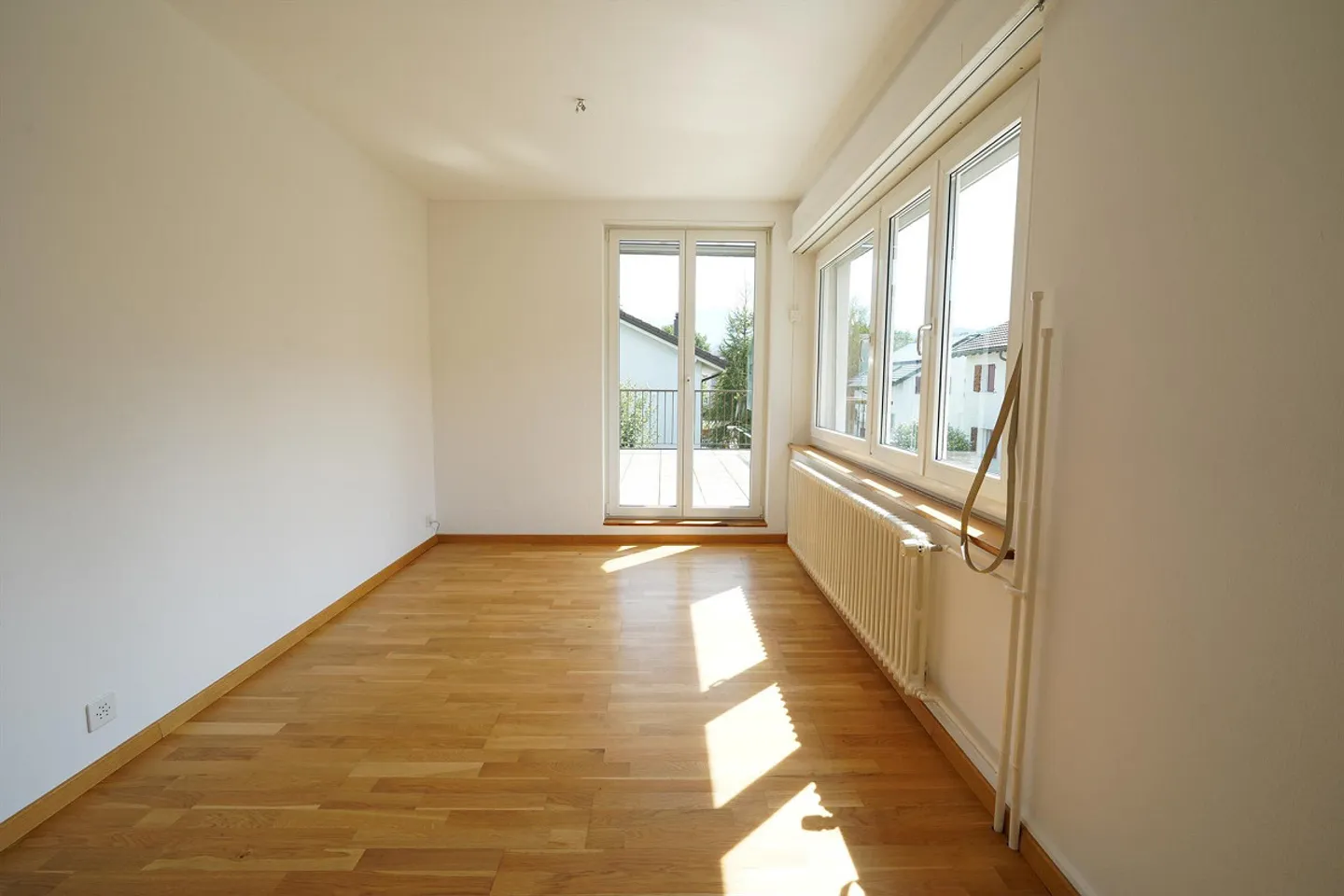 4 Zimmer Wohnung mitten im schönen Kuonimatt-Quartier (1. OG) - Photo 2 of 14