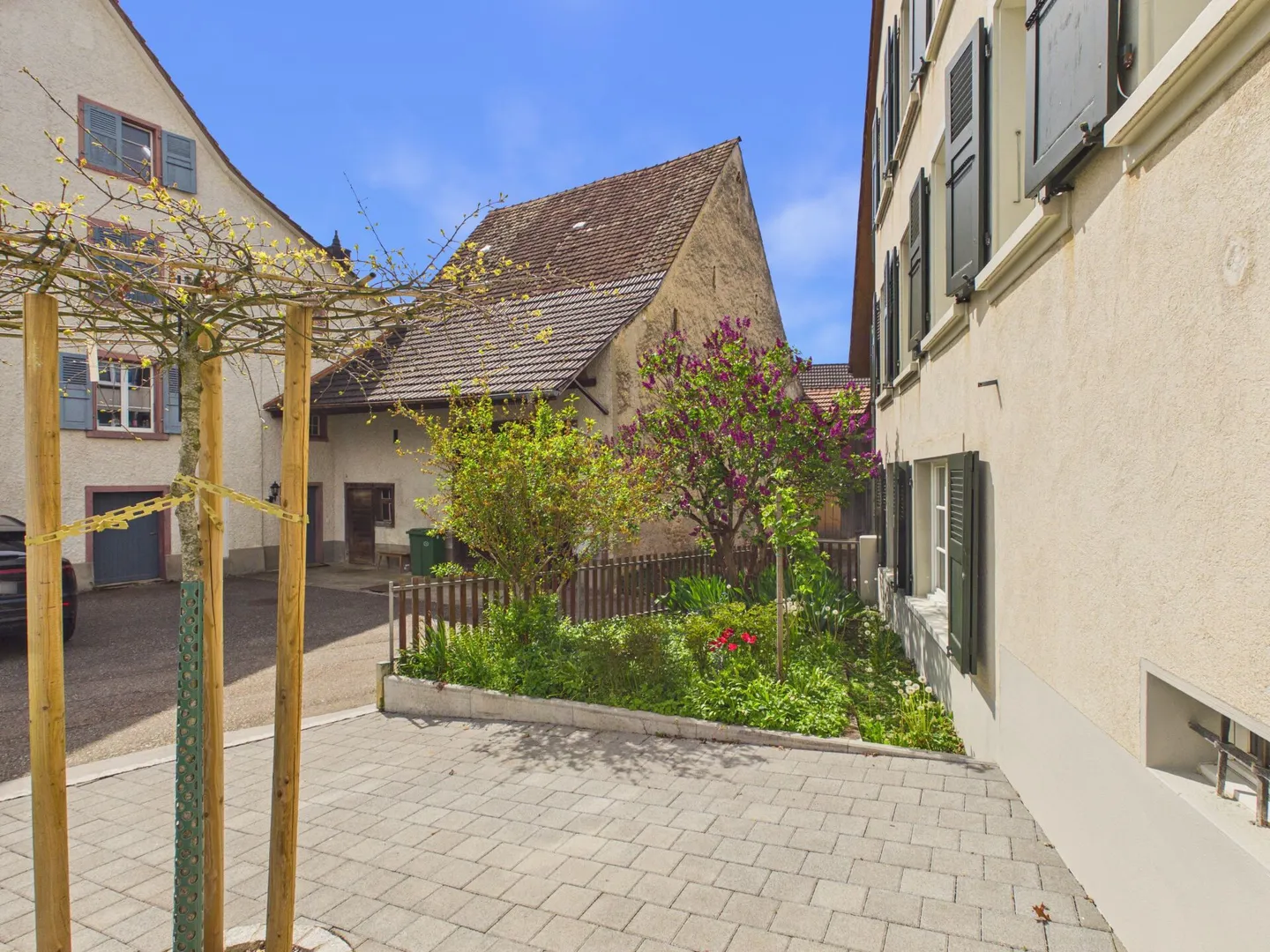 Charming farmhouse in the village center - Photo 5 of 7